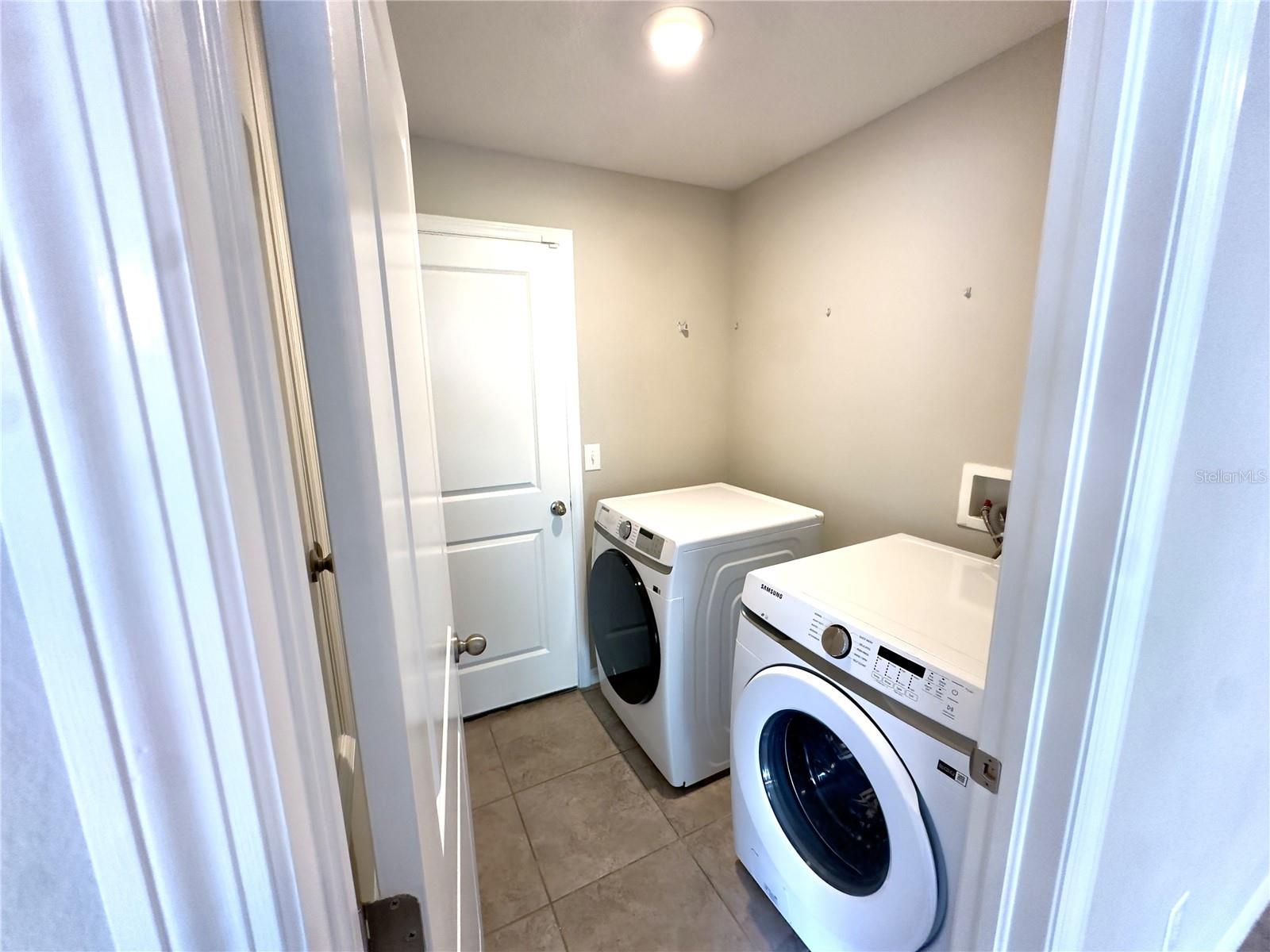 9746 Sage Creek Dr Property Photo 20