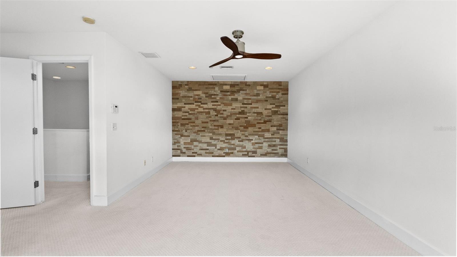 212 S Moody Ave #2 Property Photo 20