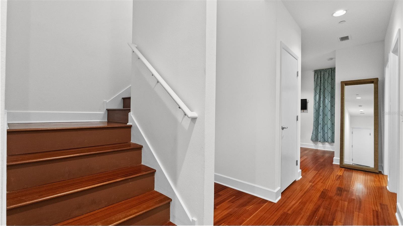 212 S Moody Ave #2 Property Photo 41