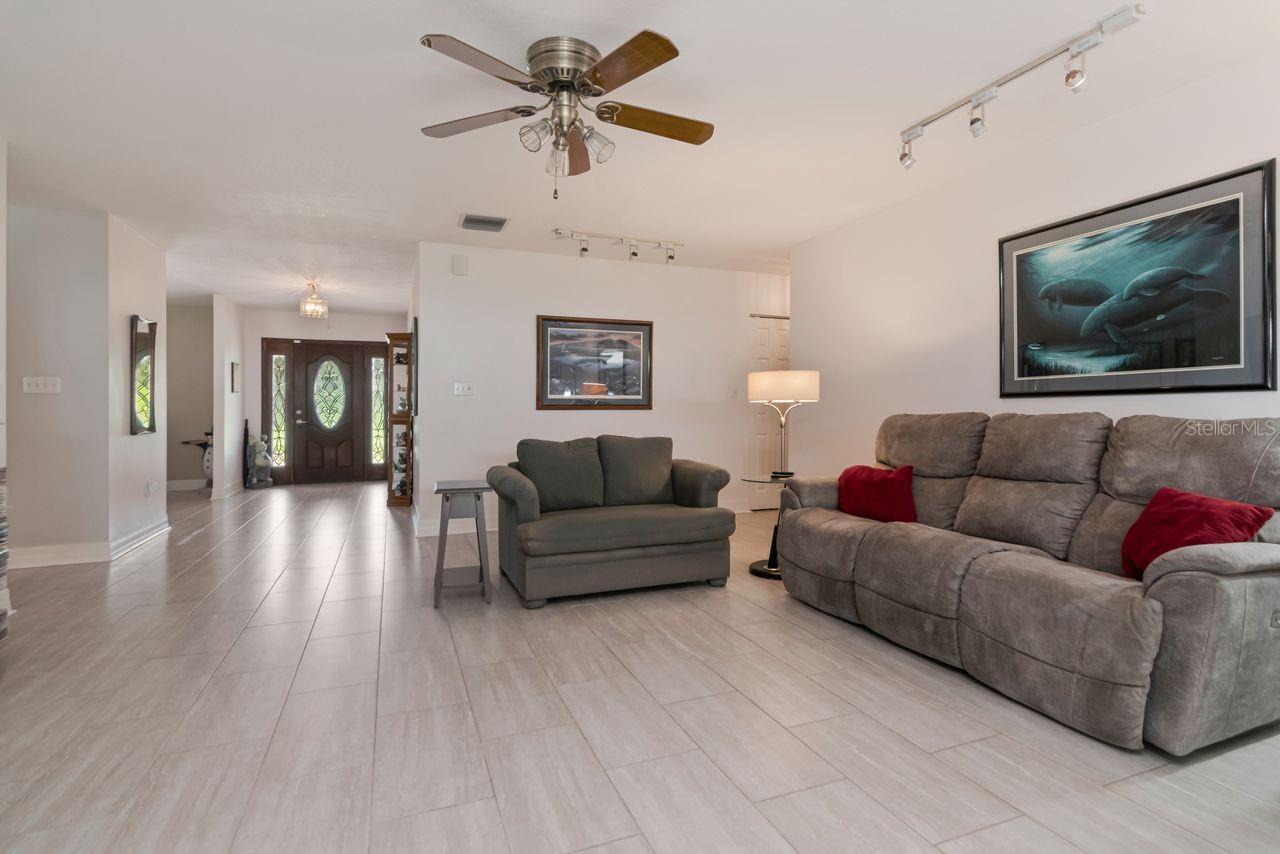 17535 Wellfield Ct Property Photo 8