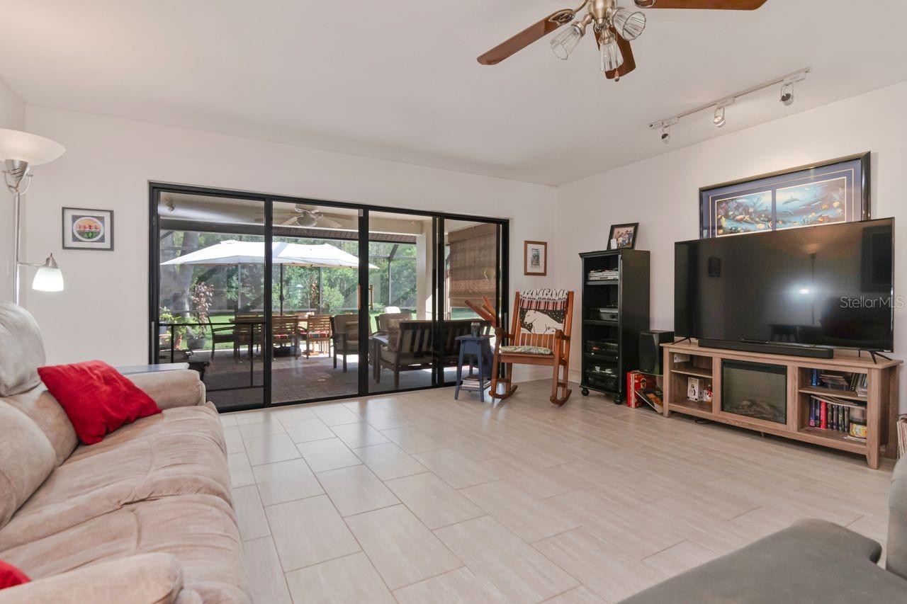 17535 Wellfield Ct Property Photo 10