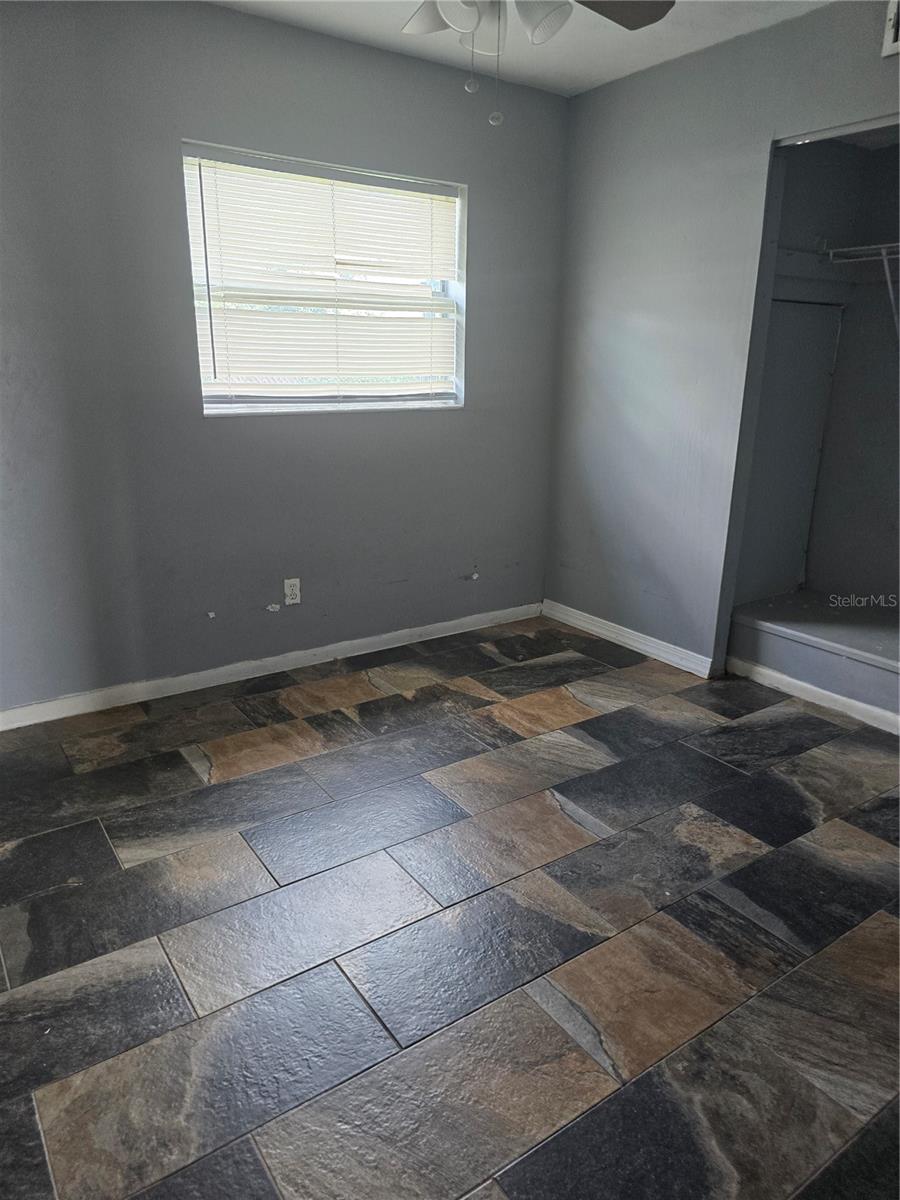 1218 Lorie Cir Property Photo 2