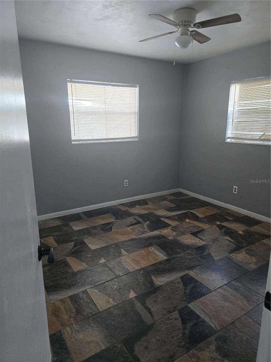 1218 Lorie Cir Property Photo 4