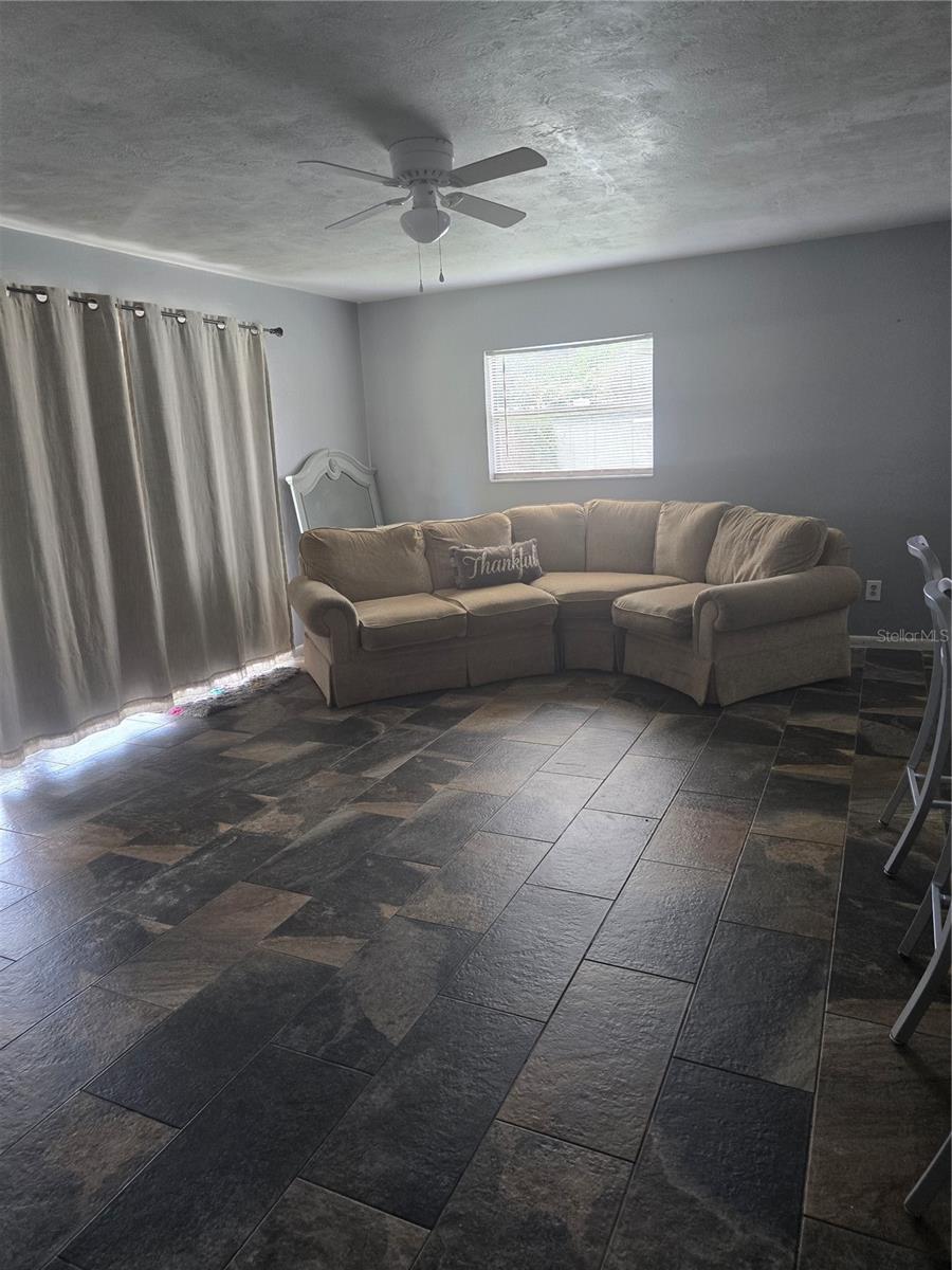 1218 Lorie Cir Property Photo 10
