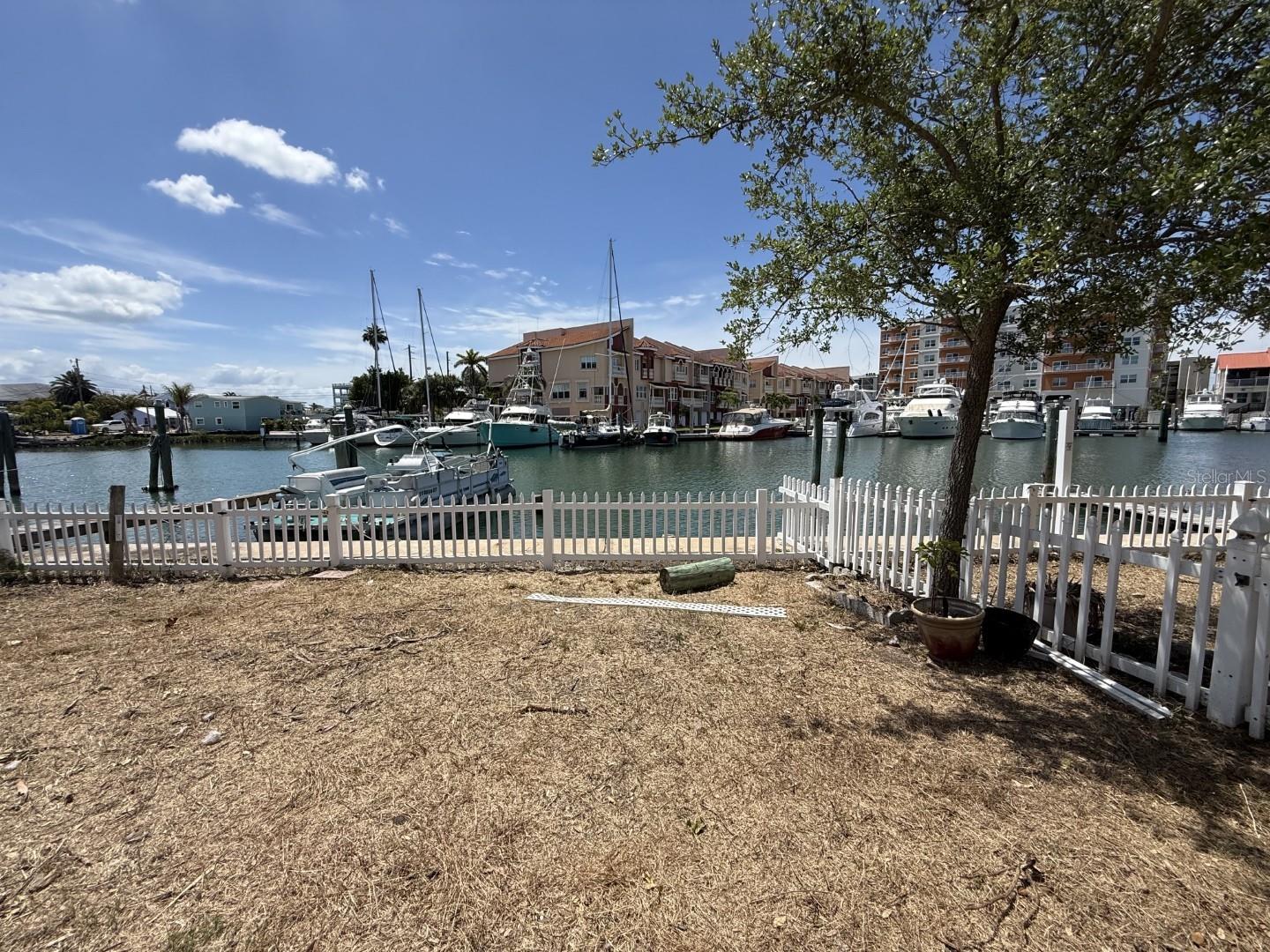 249 Boca Ciega Dr Property Photo 5