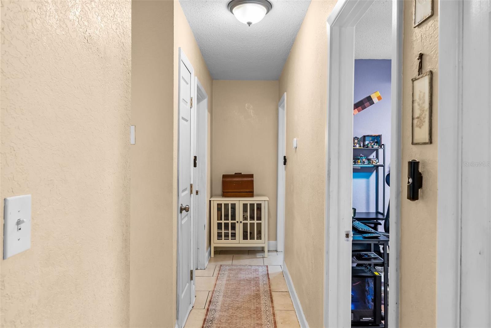 11199 Temple Ave Property Photo 18