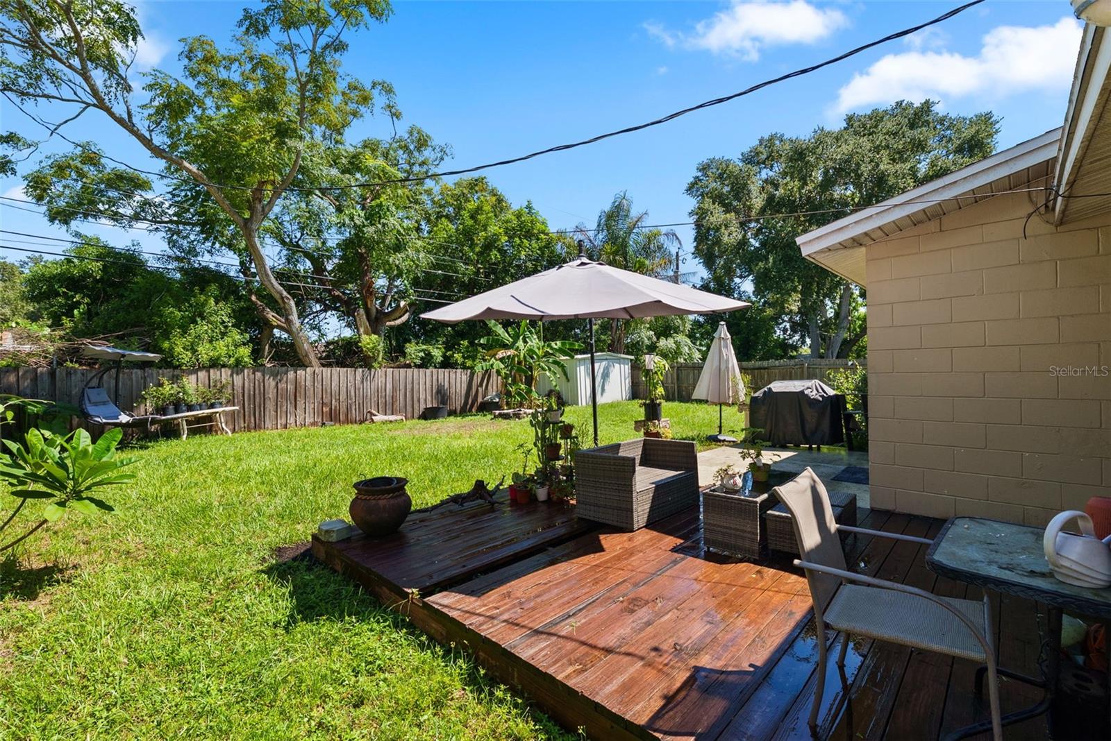 11199 Temple Ave Property Photo 32