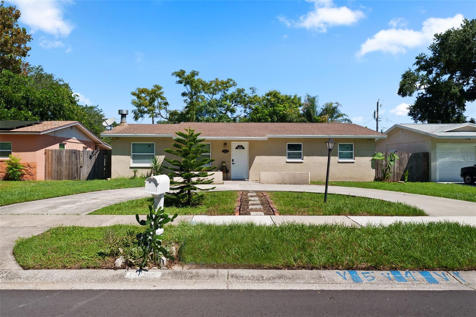 11199 Temple Ave Property Photo 34