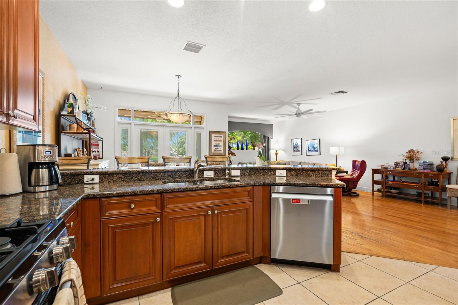 6058 Gulfport Blvd S Property Photo 16