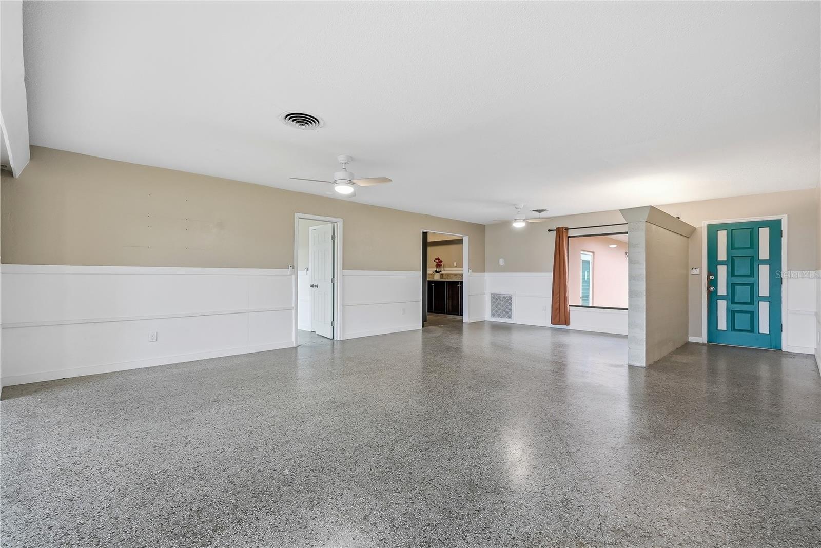 3860 Belle Vista E Property Photo 4
