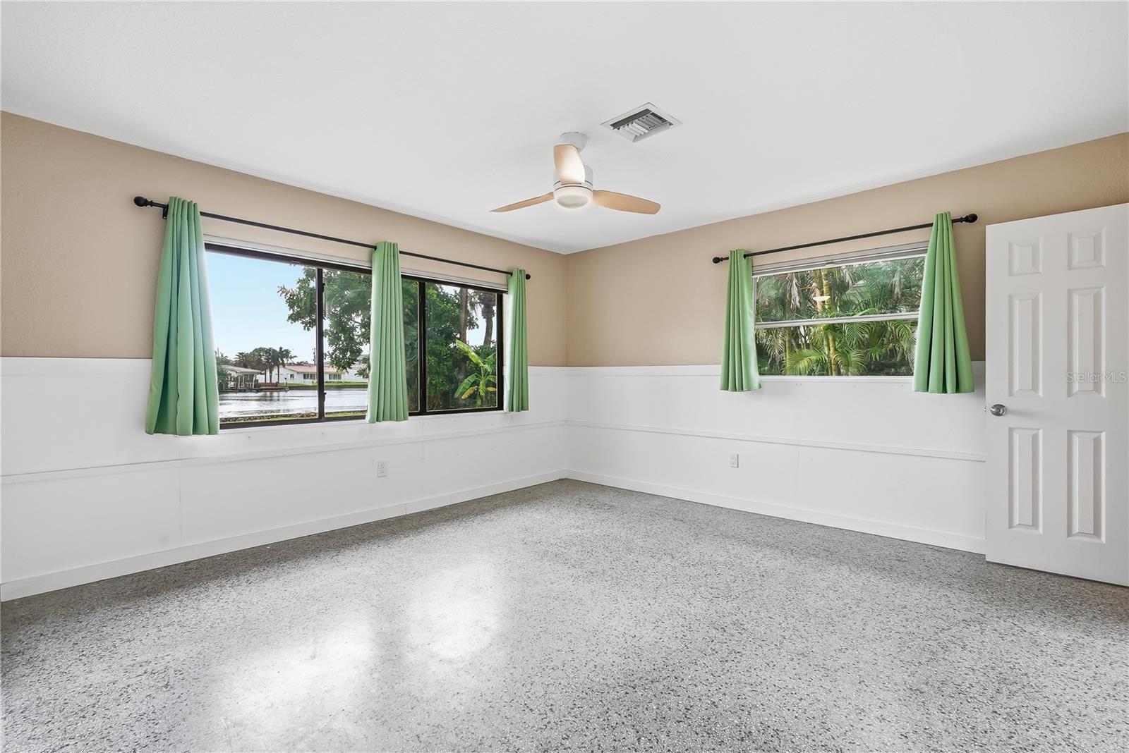 3860 Belle Vista E Property Photo 14