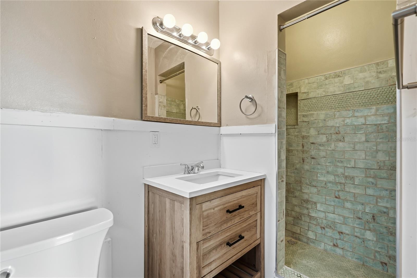 3860 Belle Vista E Property Photo 17