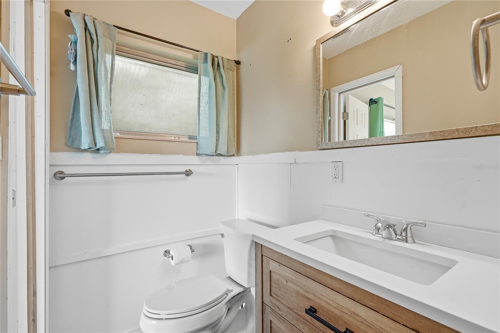 3860 Belle Vista E Property Photo 18