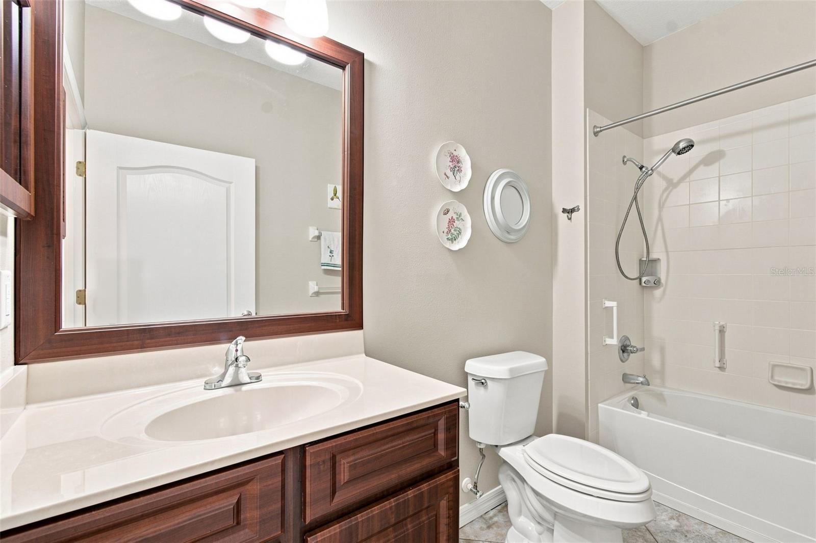 7625 Deer Path Ln Property Photo 22