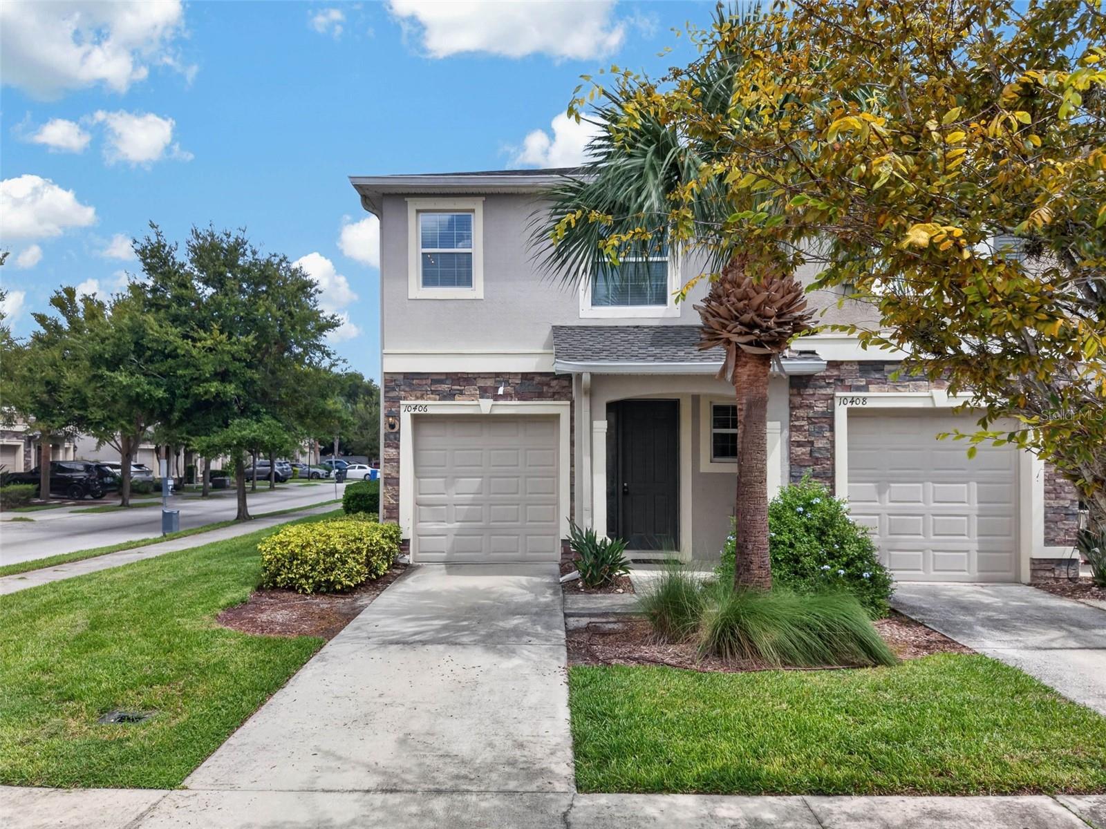 10406 Orchid Mist Ct Property Photo 2