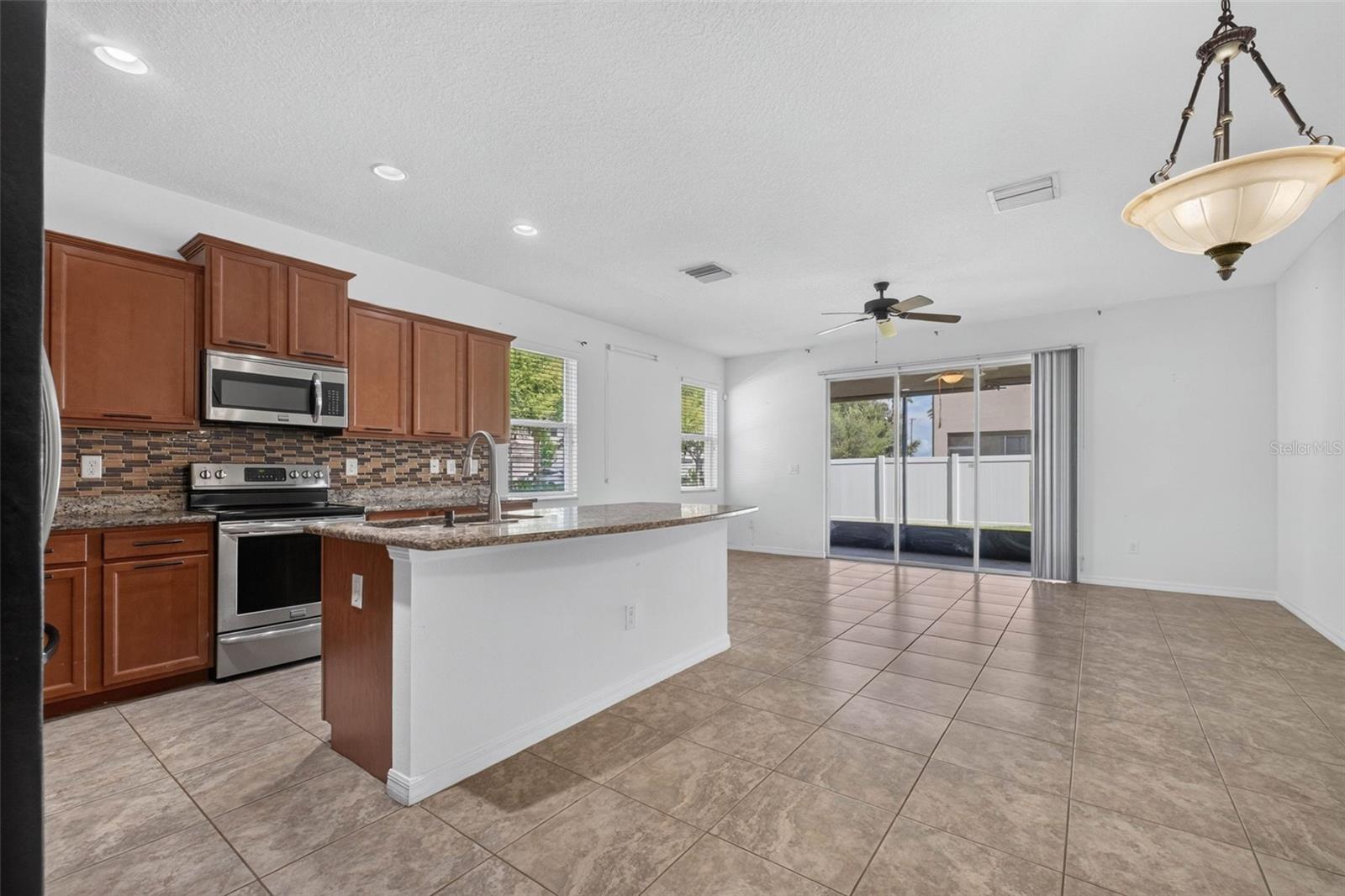 10406 Orchid Mist Ct Property Photo 9