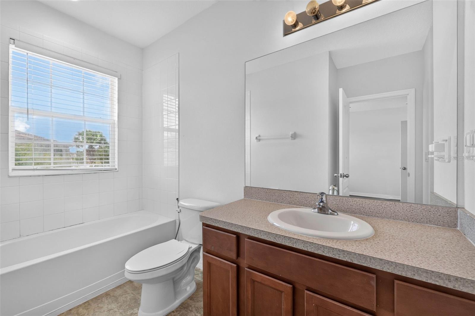 10406 Orchid Mist Ct Property Photo 26