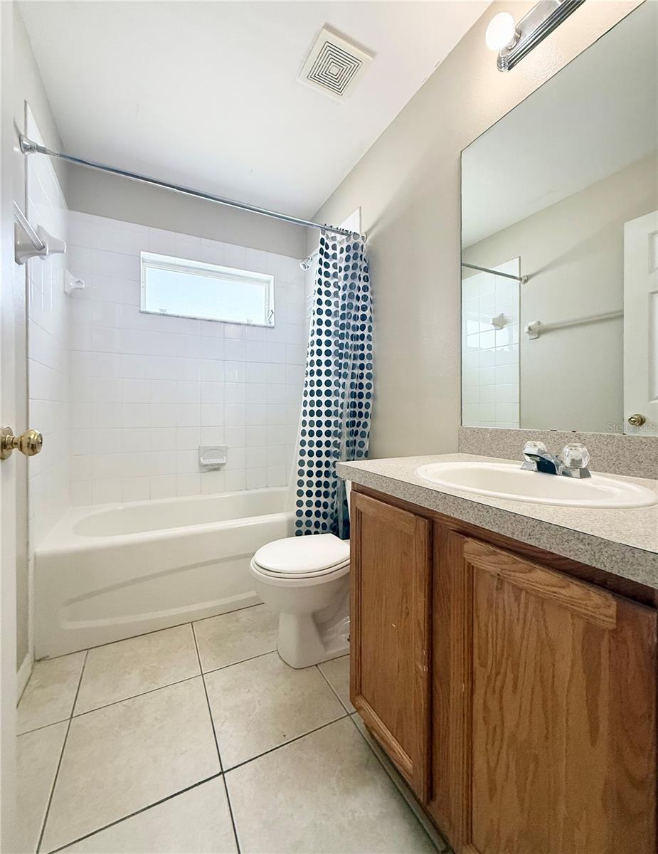 6429 Pine Top Way Property Photo 8
