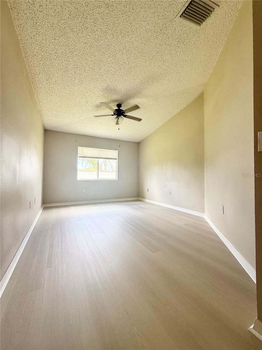 6429 Pine Top Way Property Photo 13