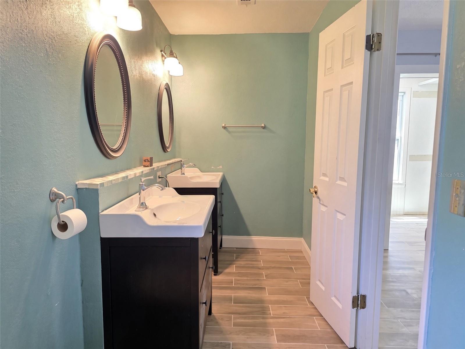 9303 Alice Ln Property Photo 17