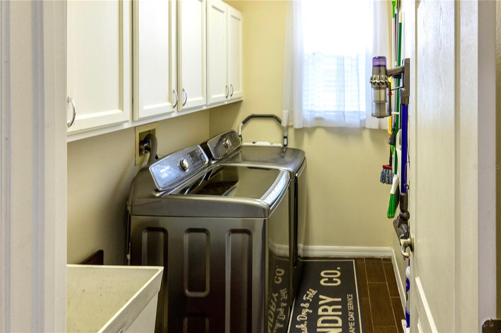 4327 Canongate Ct Property Photo 40