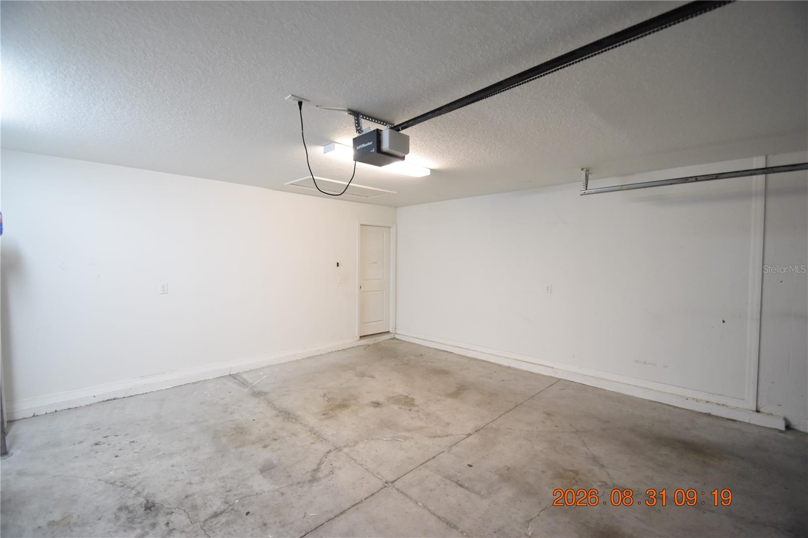 10106 Rosemary Leaf Ln Property Photo 41
