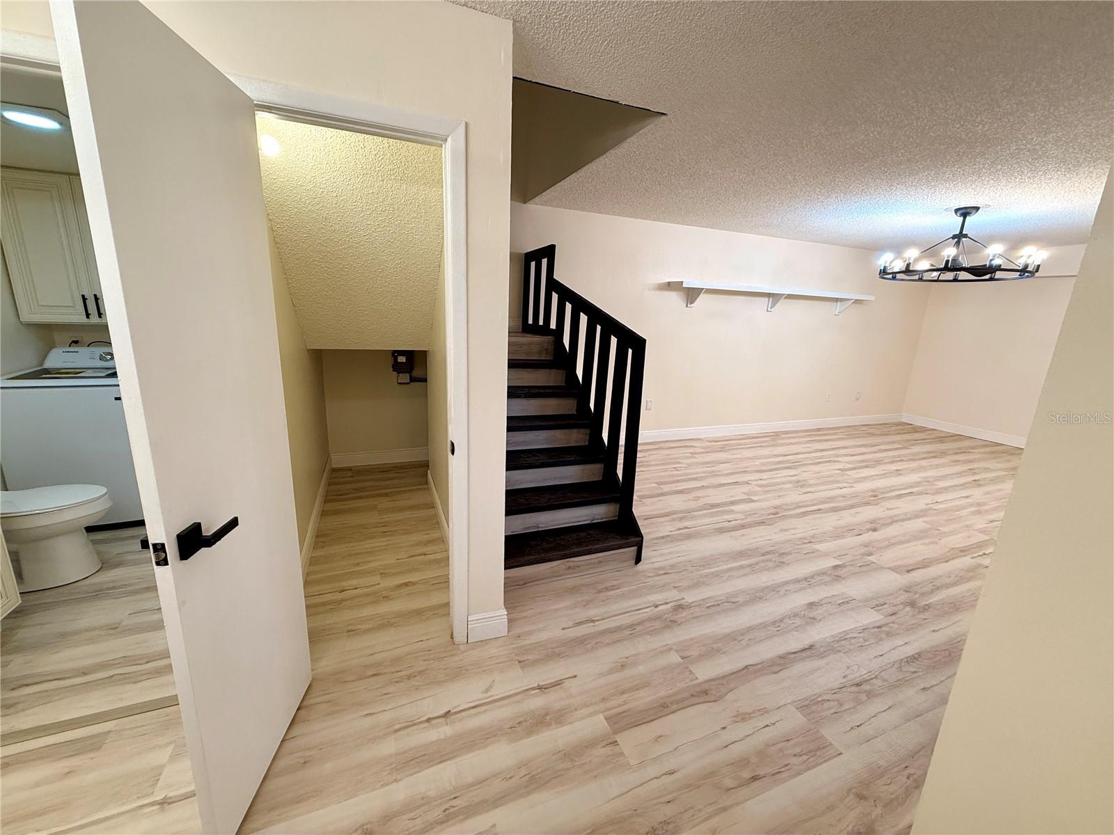 2747 5th Ct Property Photo 10