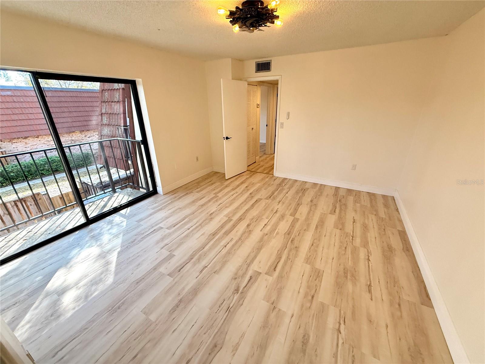 2747 5th Ct Property Photo 42