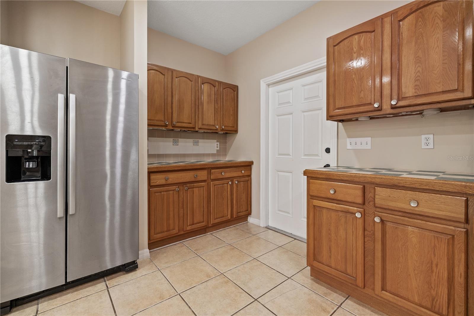 609 E Orange St #609 Property Photo 9