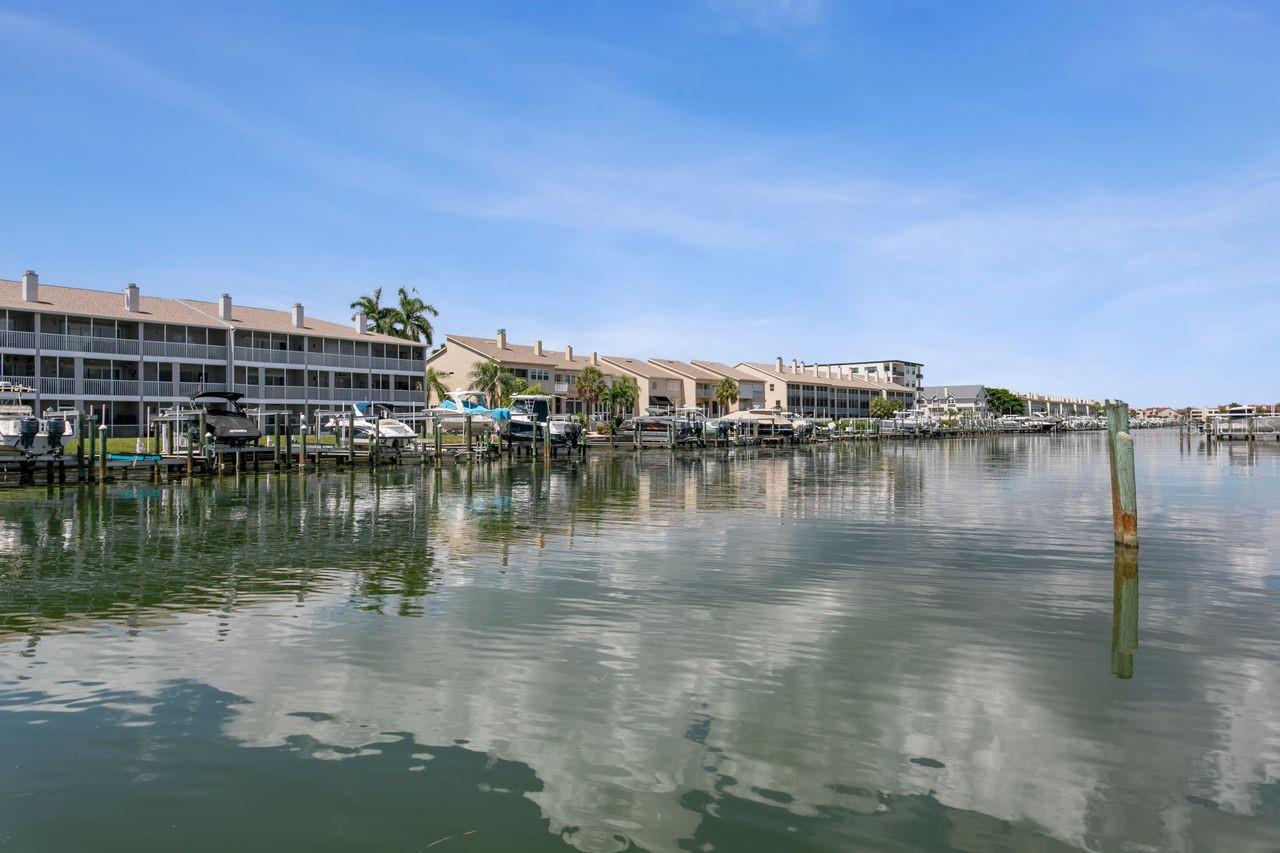 205 6th St E Property Photo 65