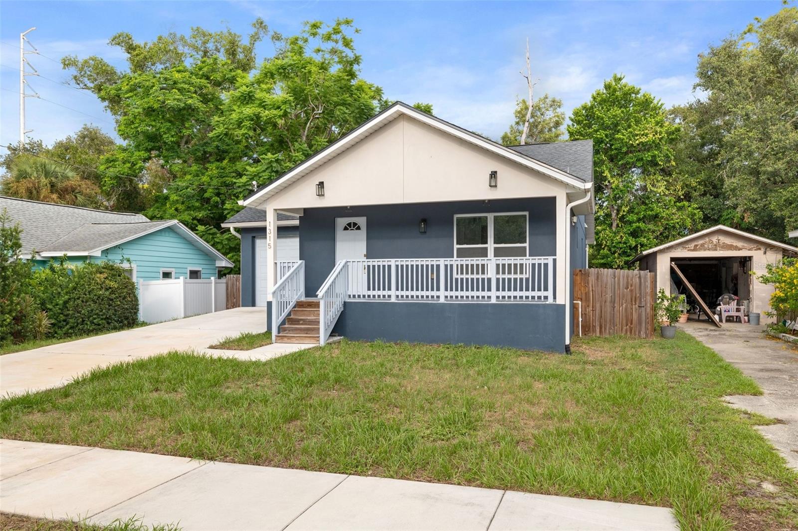 1315 TIOGA AVE Property Photo 1