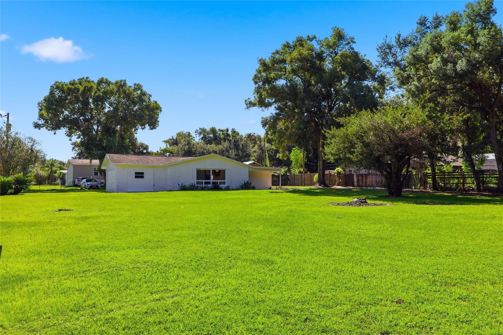 39250 Miramar Dr Property Photo 2