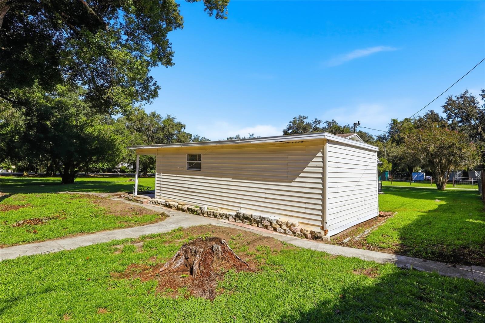 39250 Miramar Dr Property Photo 6