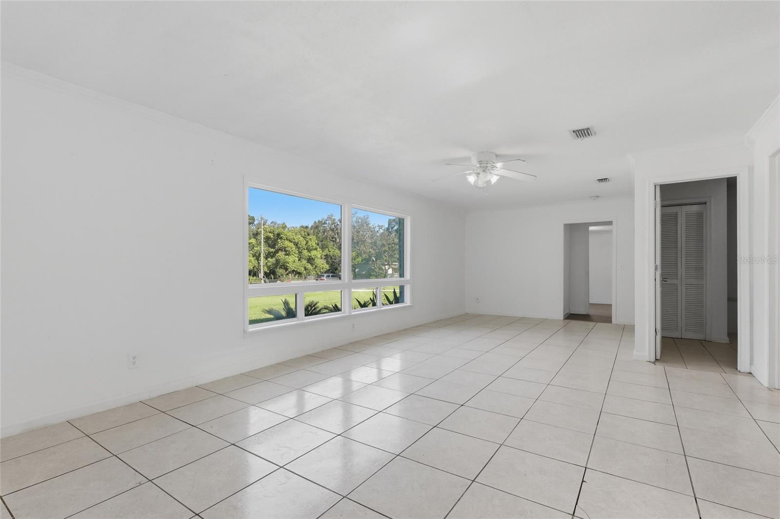 39250 Miramar Dr Property Photo 8