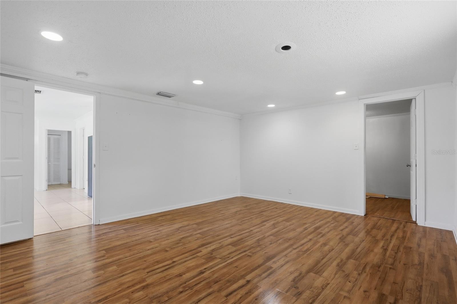 39250 Miramar Dr Property Photo 14