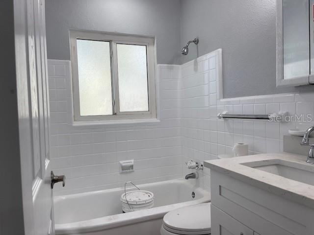 741 28th Ave S Property Photo 5