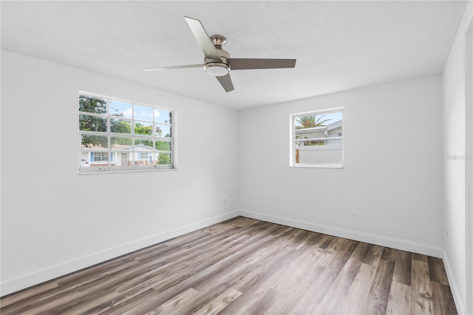 3308 Bainbridge Dr Property Photo 22