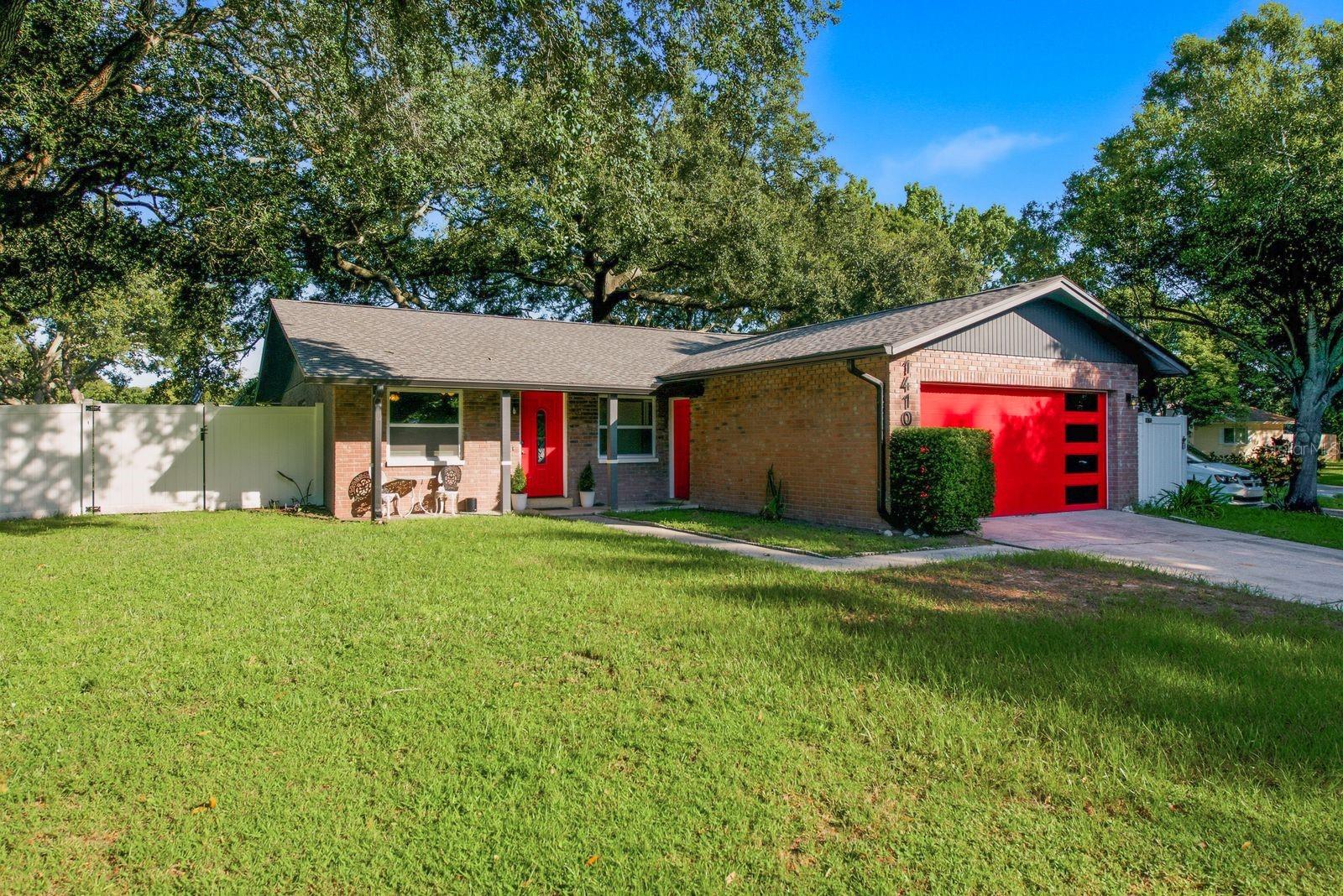 1410 Vale Ct Property Photo 1