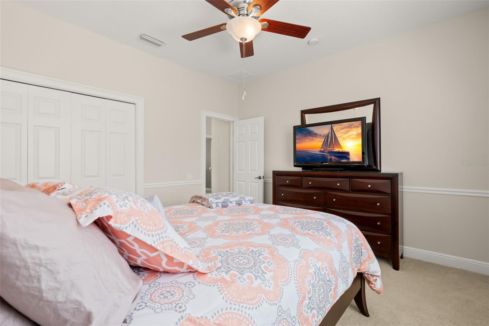 2675 Lakebreeze Ln S Property Photo 41