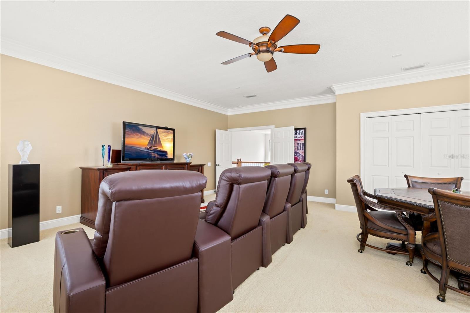 2675 Lakebreeze Ln S Property Photo 48