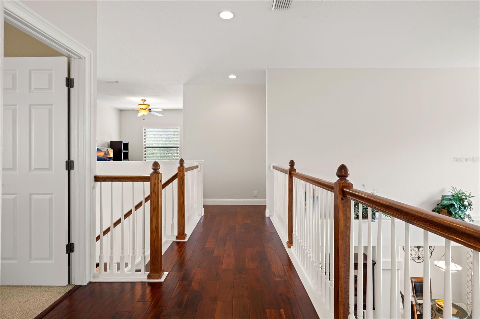2675 Lakebreeze Ln S Property Photo 54