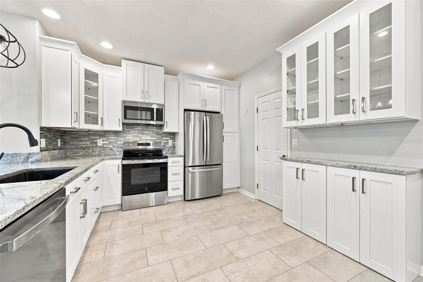 6030 Parkside Meadow Dr Property Photo 9