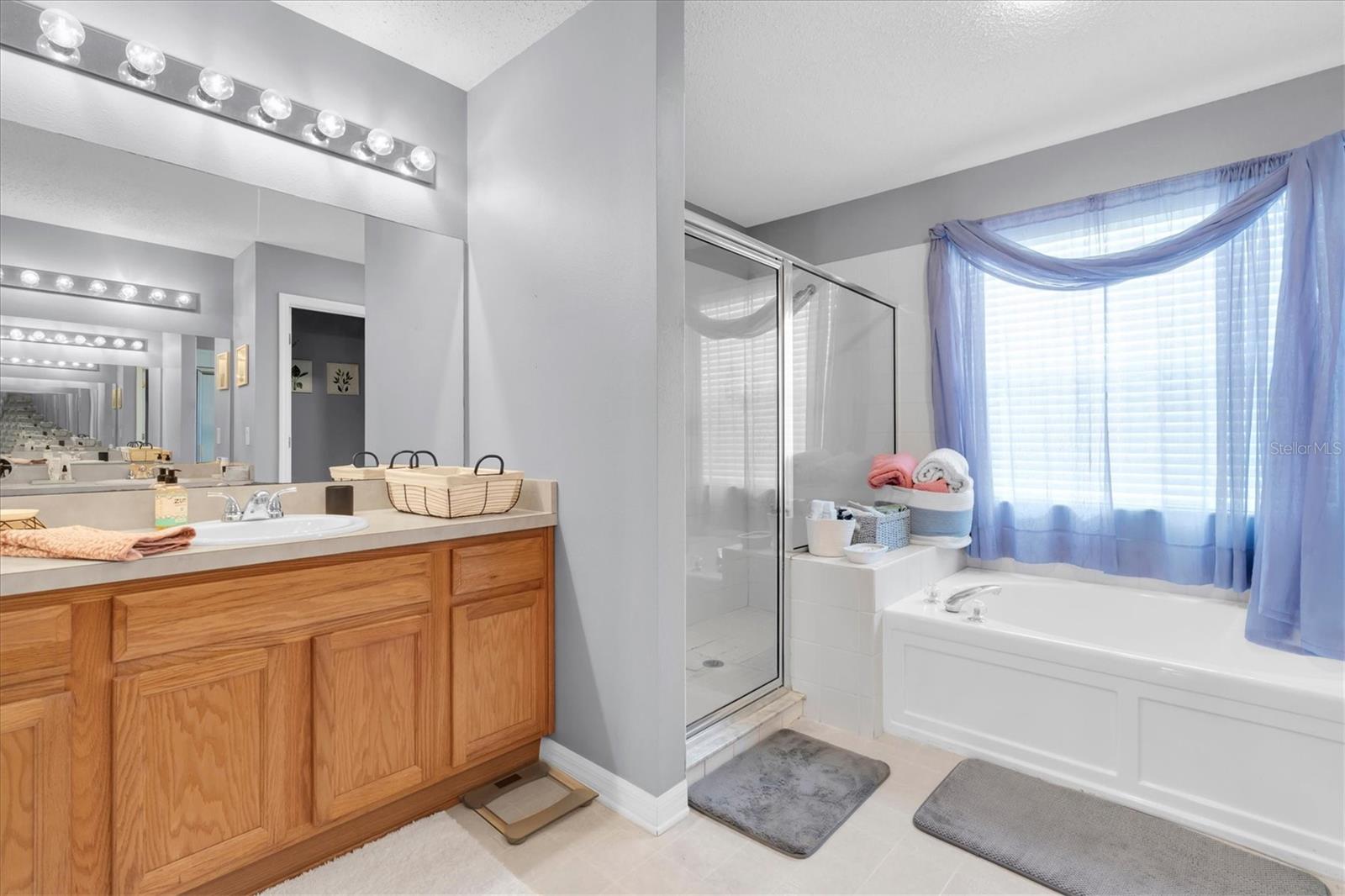 1746 Roseroot Ct Property Photo 27