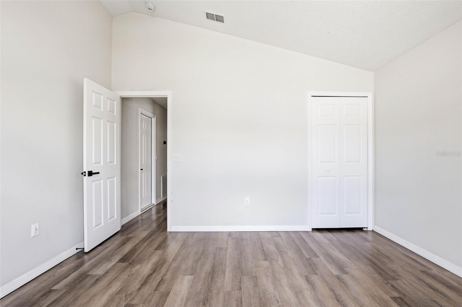 5916 Lake Front Dr Property Photo 21