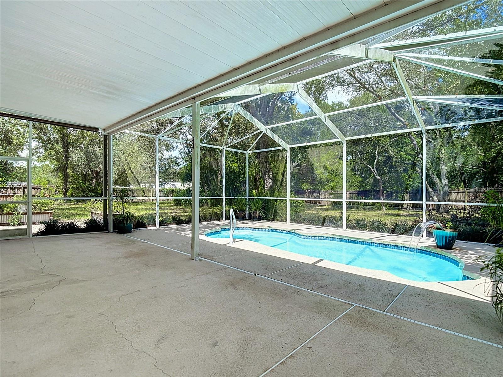 17235 Carlesimo Ave Property Photo 36