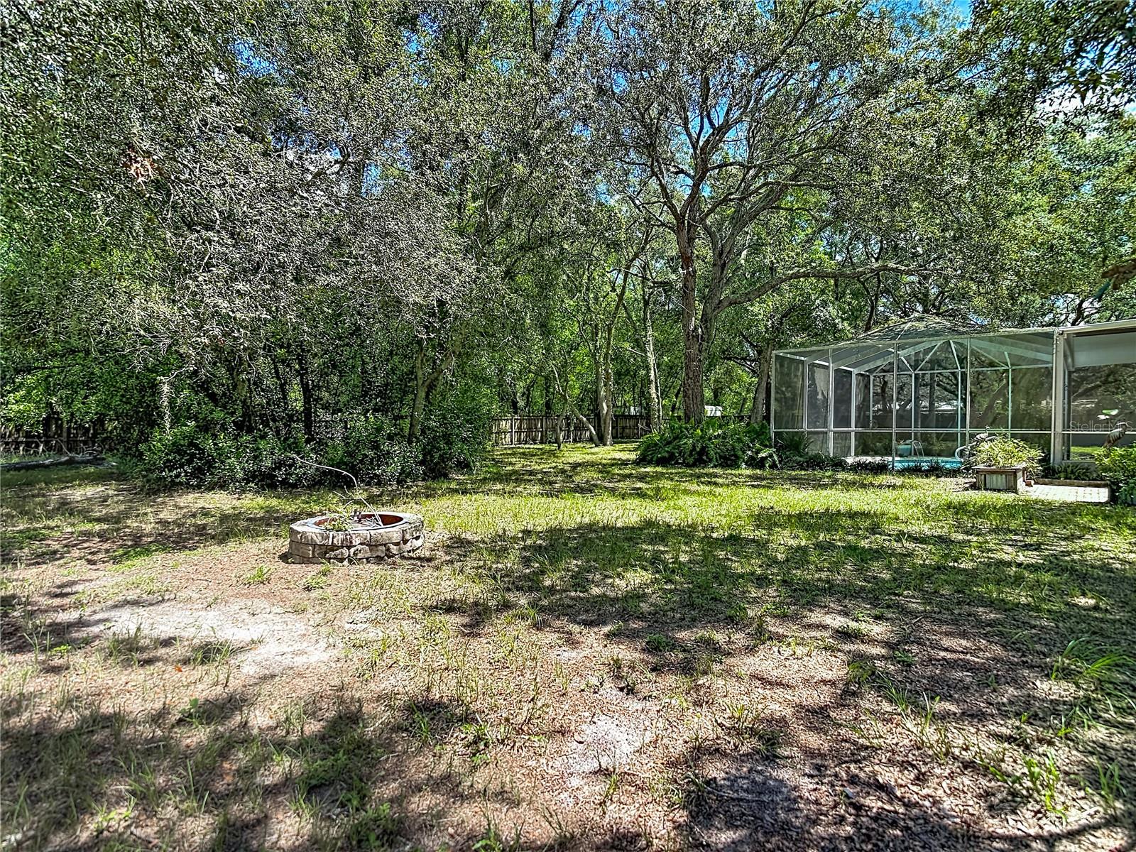 17235 Carlesimo Ave Property Photo 41
