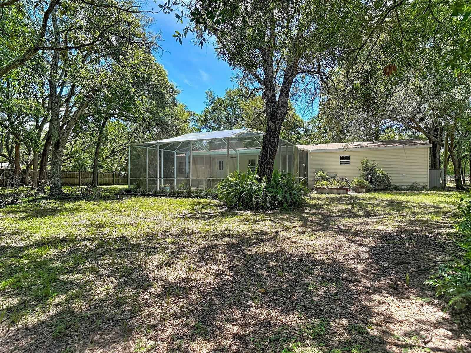 17235 Carlesimo Ave Property Photo 43