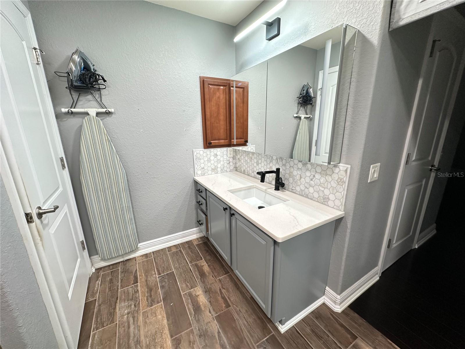 1555 Blue Sky Blvd Property Photo 19