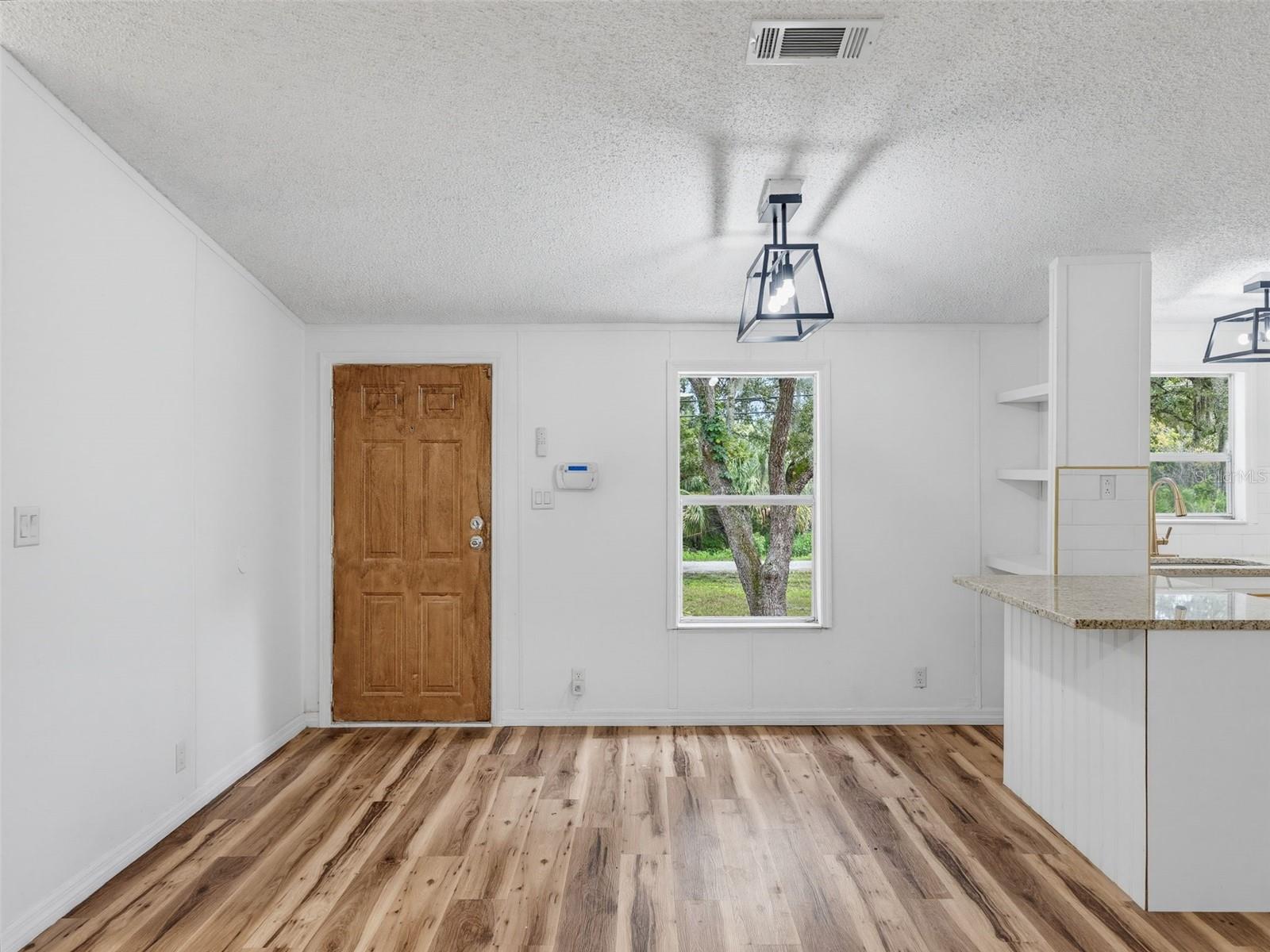 9637 Passaic Dr Property Photo 18