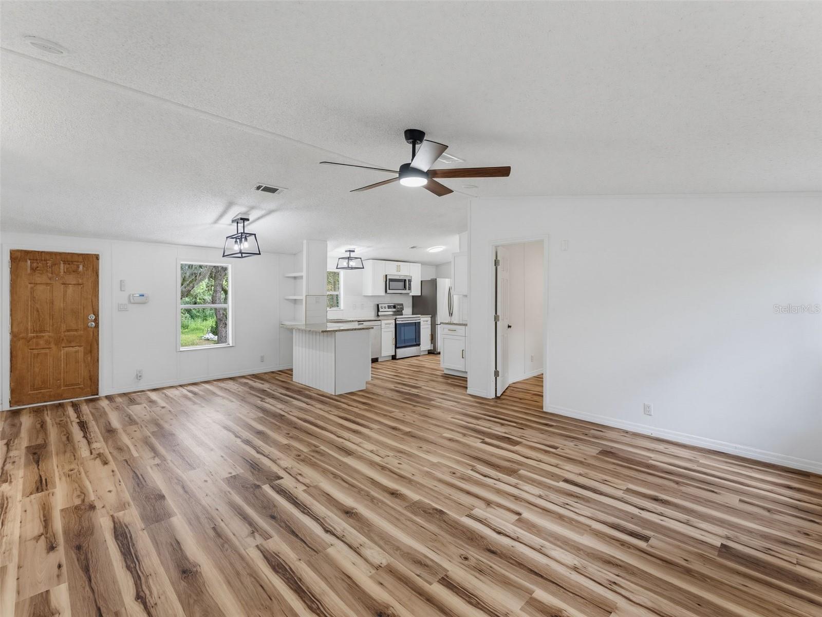 9637 Passaic Dr Property Photo 21